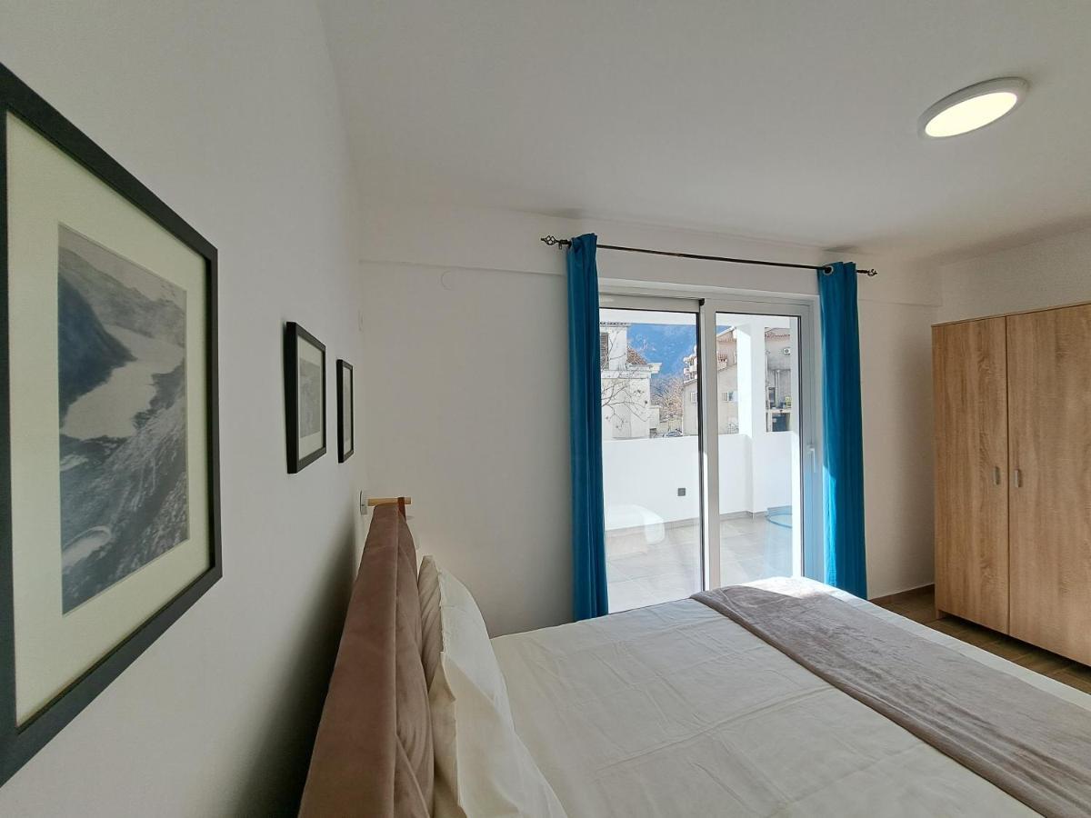 Paun Apartment Kotor Buitenkant foto