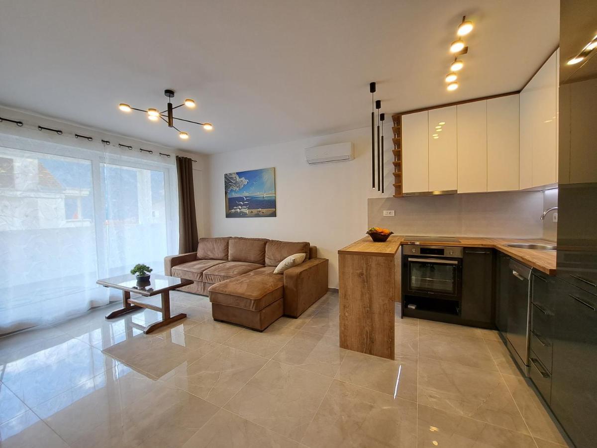 Paun Apartment Kotor Buitenkant foto