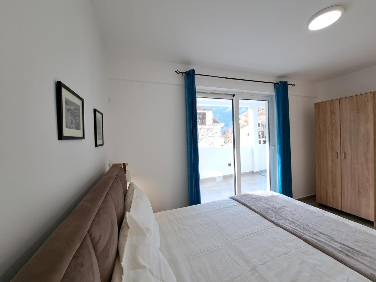 Paun Apartment Kotor Buitenkant foto