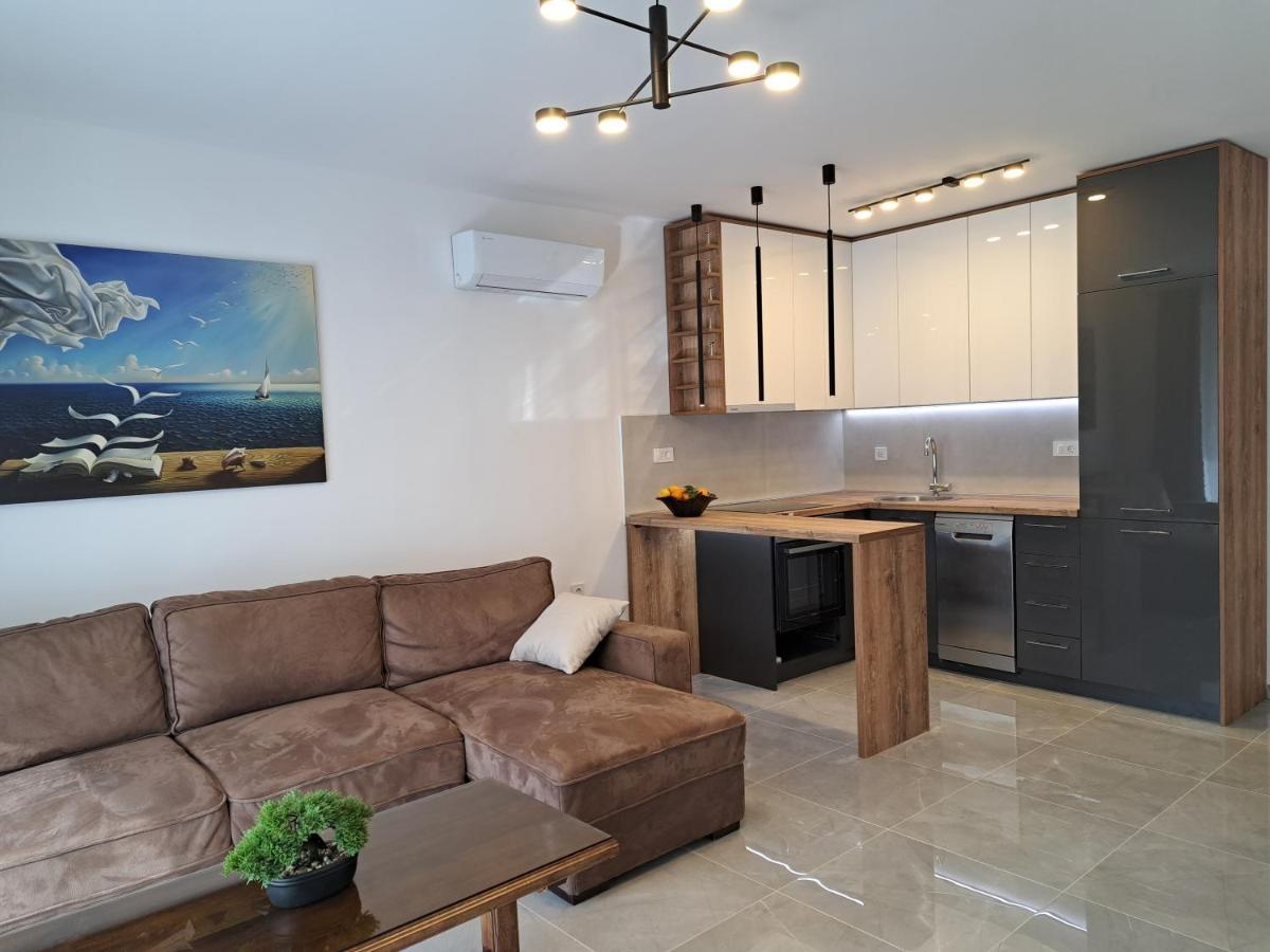 Paun Apartment Kotor Buitenkant foto