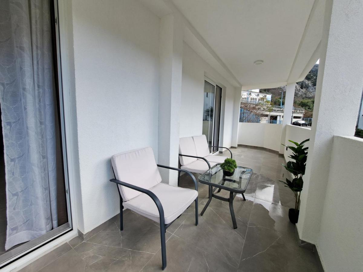 Paun Apartment Kotor Buitenkant foto