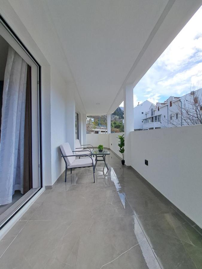 Paun Apartment Kotor Buitenkant foto