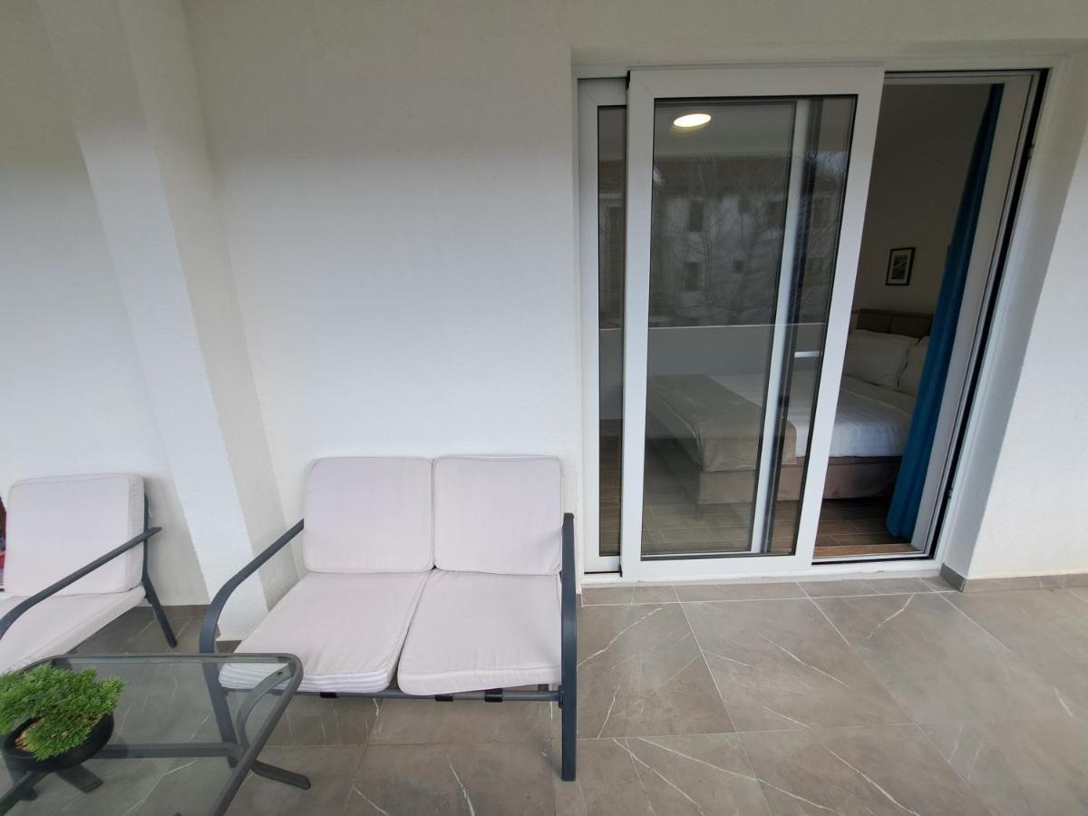 Paun Apartment Kotor Buitenkant foto