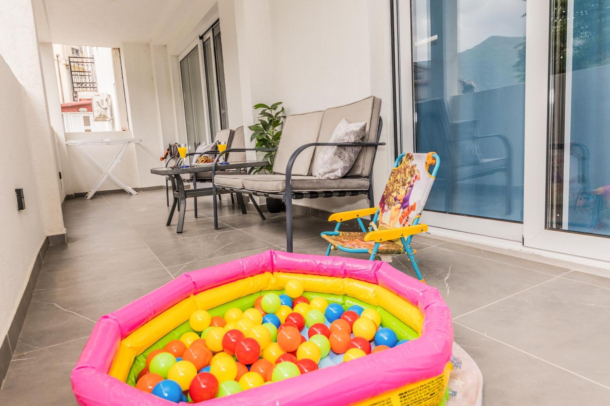 Paun Apartment Kotor Buitenkant foto