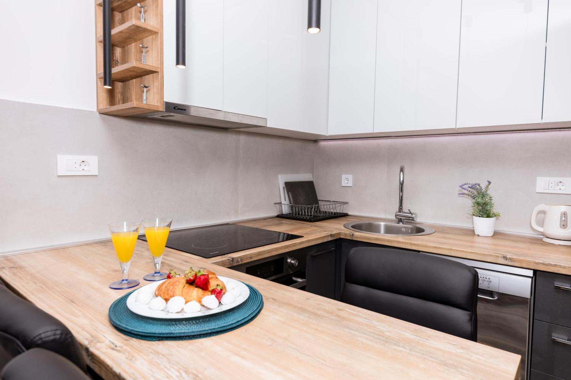 Paun Apartment Kotor Buitenkant foto